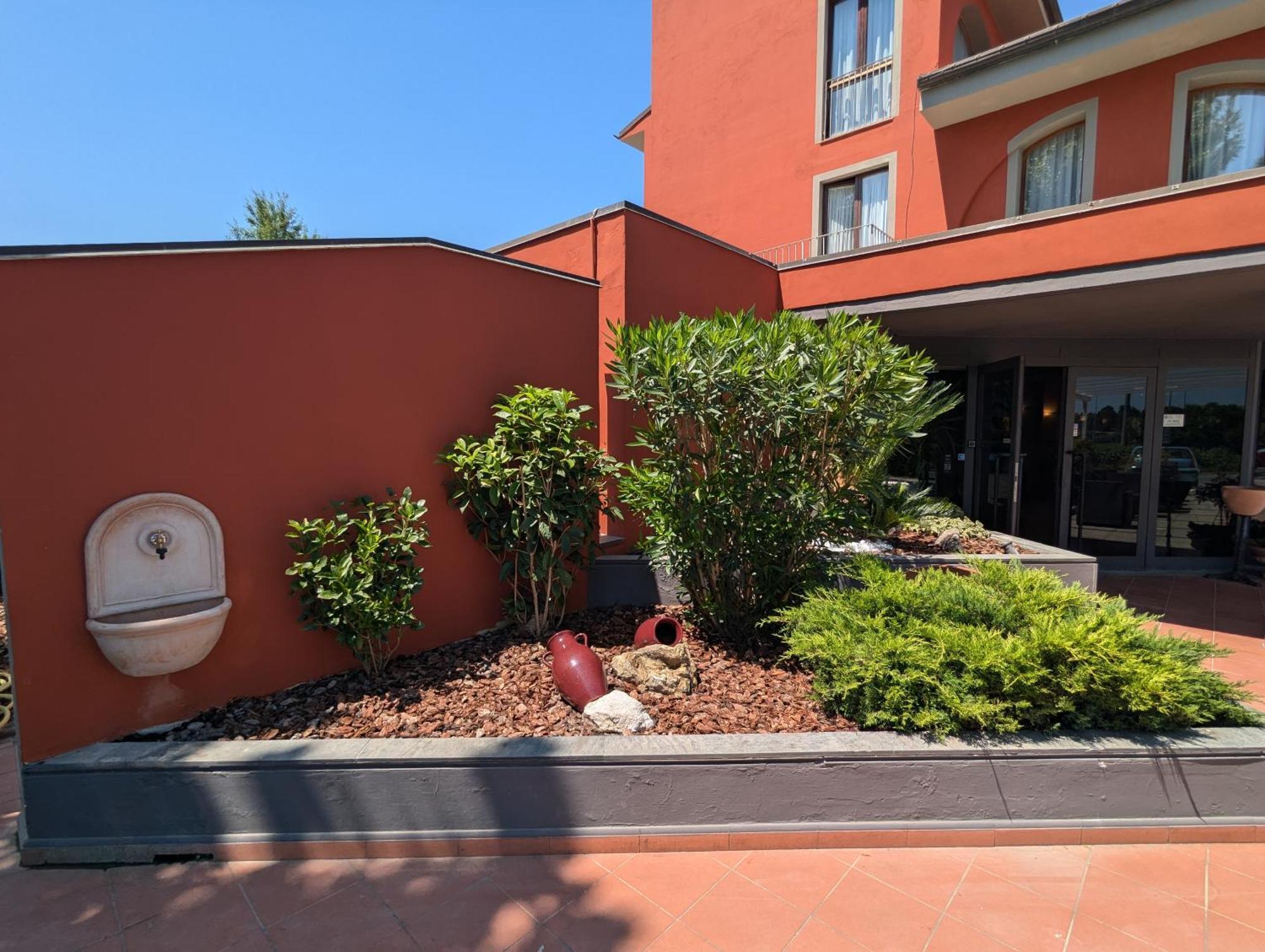 Hotel Carignano Lucca Exterior photo